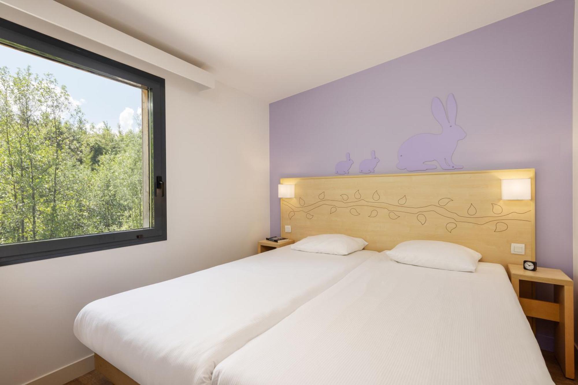 Center Parcs Les Trois Forets Аттиньи Экстерьер фото