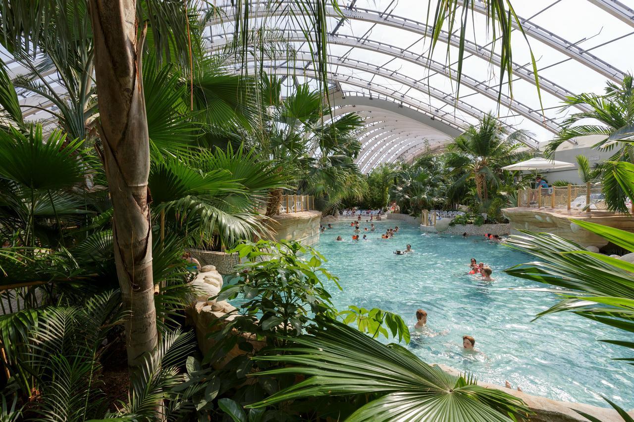 Center Parcs Les Trois Forets Аттиньи Экстерьер фото